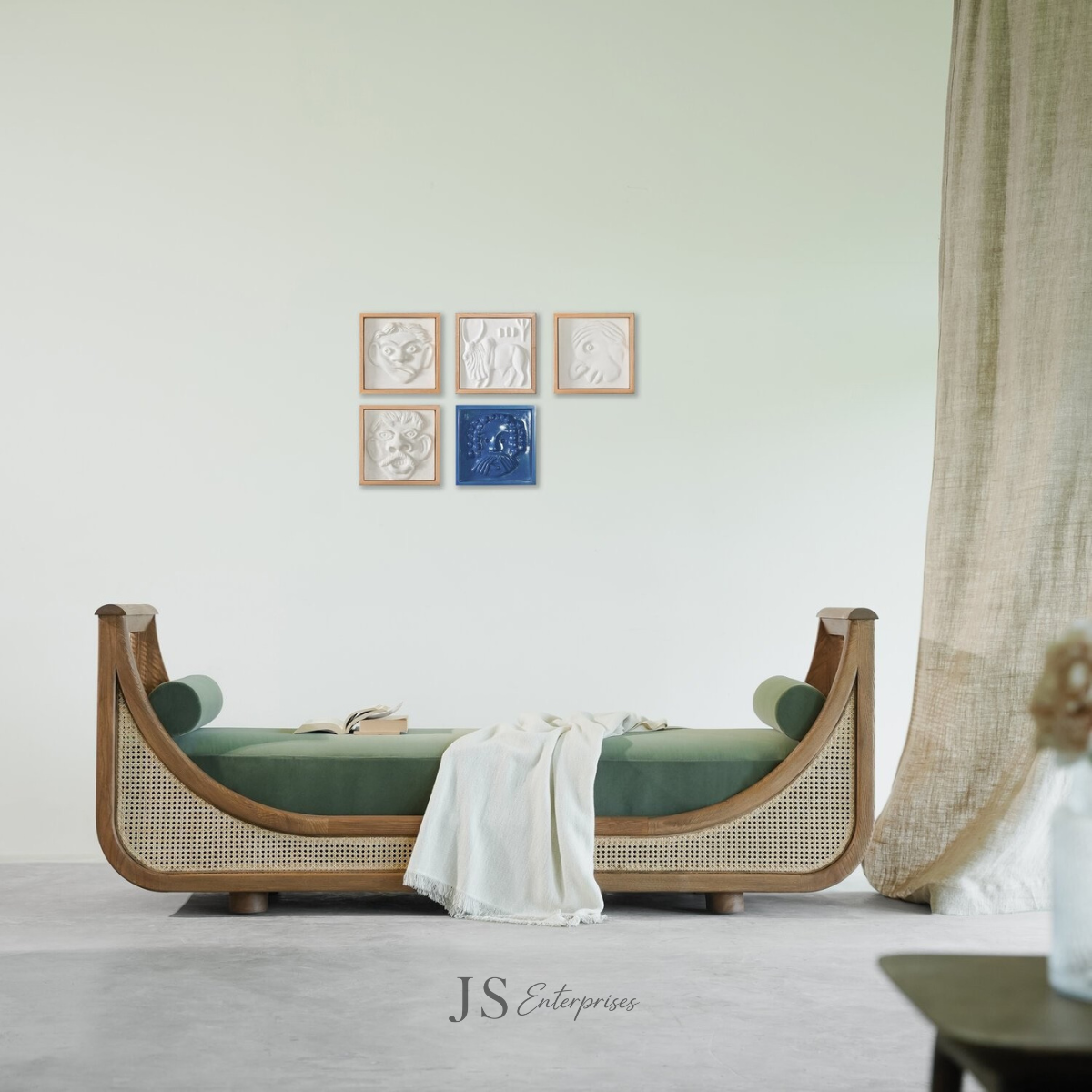 Daybeds Collection
