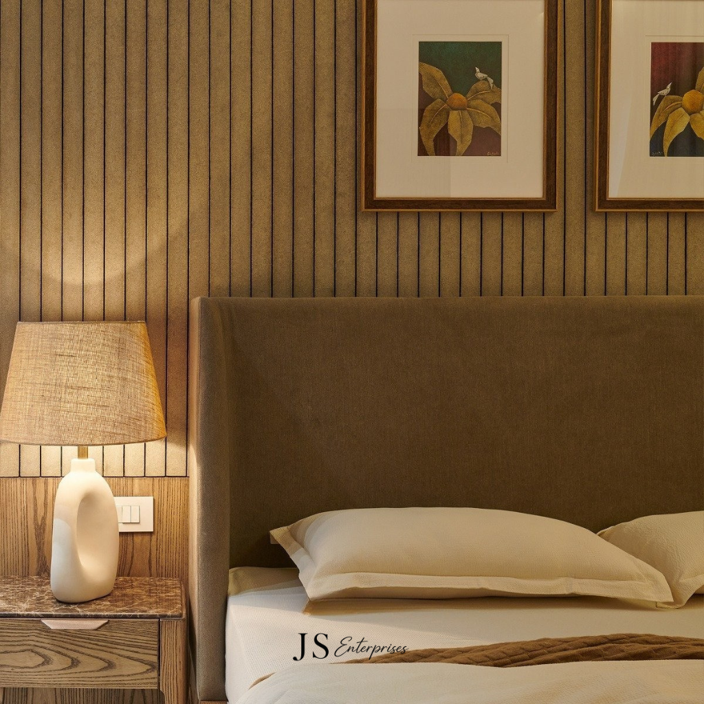 Modern Upholstered Wooden Bed – Premium Comfort