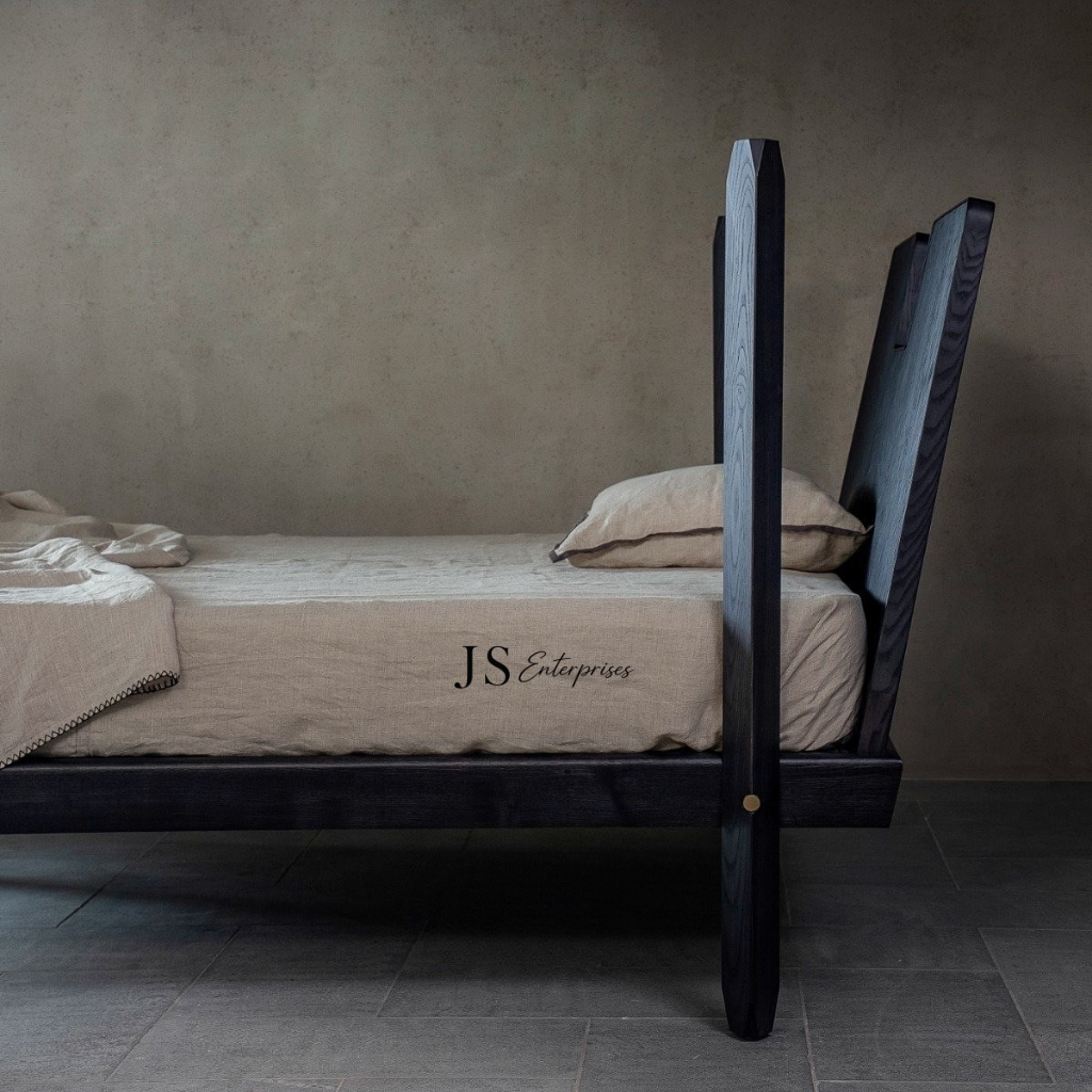 Modern Luxury Wooden Bed