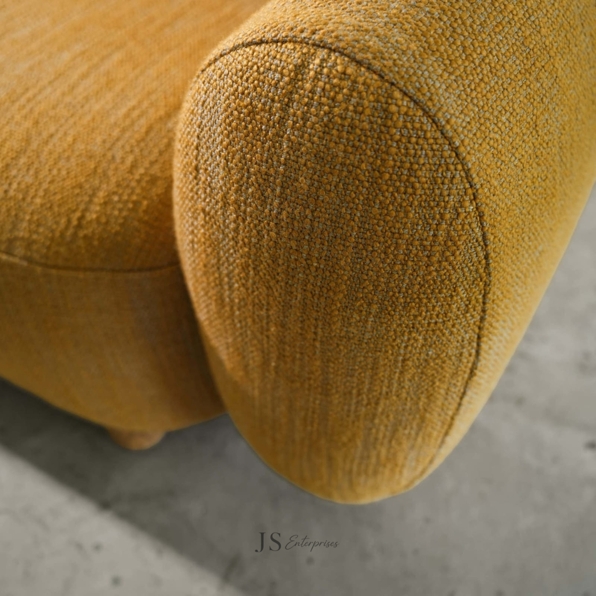 Amber Curved Accent Chair