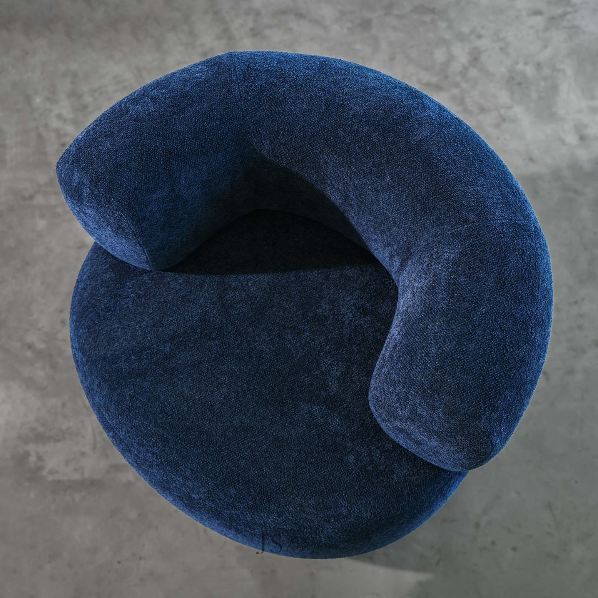 Nova Curved Accent Chair
