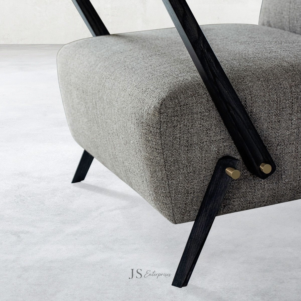 Nordic Comfort Lounge Chair