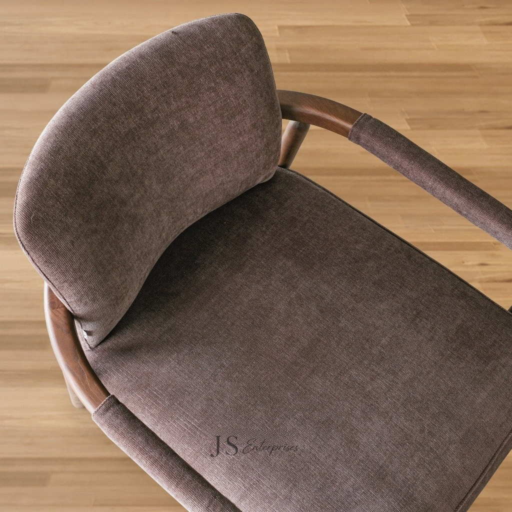 Nordic Comfort Lounge Chair